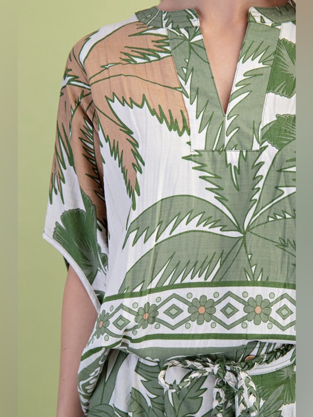Green Palm Print Poncho Top - Picture 4 of 8